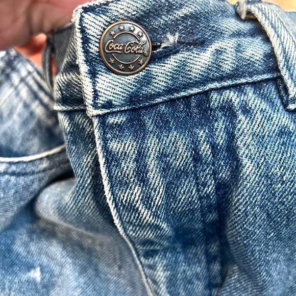 VTG 1980’s Coca Cola High-Waisted Jeans, Fantastic Condition! - Picture 4 of 14
